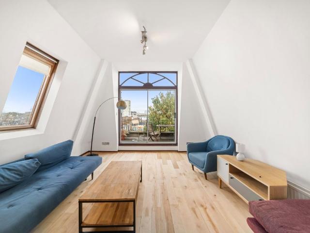 Apartment for rent in London Borough of Hammersmith and Fulham, Greater London