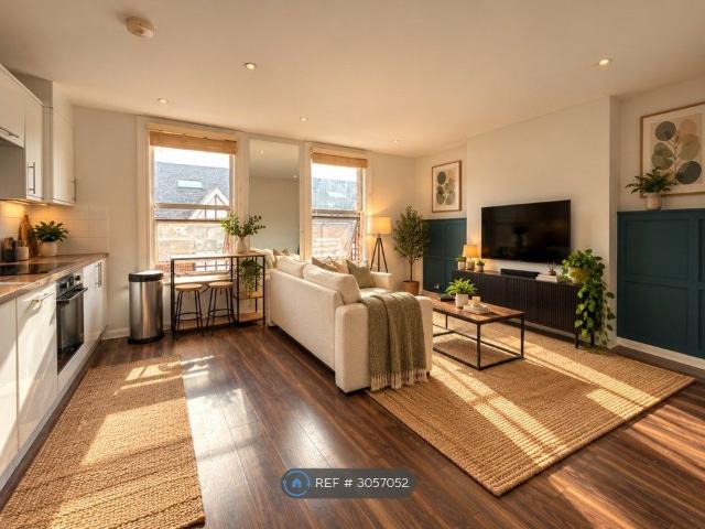 Apartment for rent in London Borough of Hammersmith and Fulham, Greater London