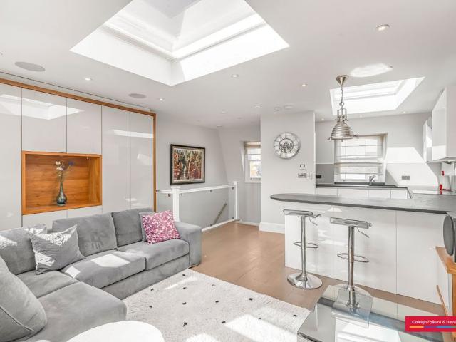 Apartment for rent in Walham Green, Greater London