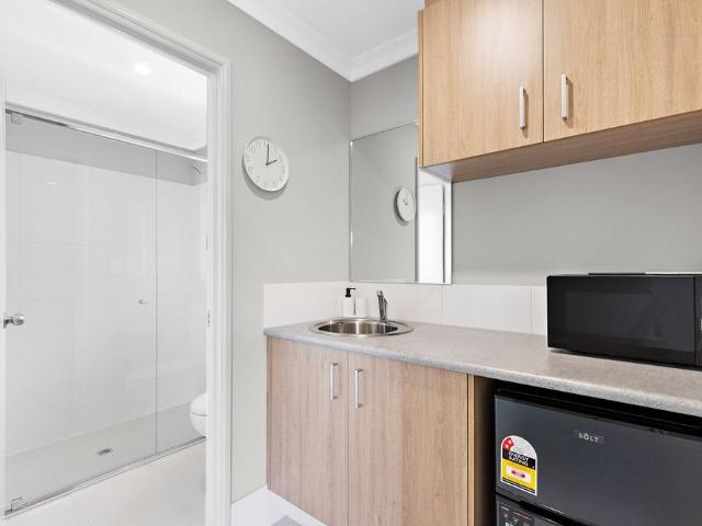 Room for rent in Parklands, Western Australia