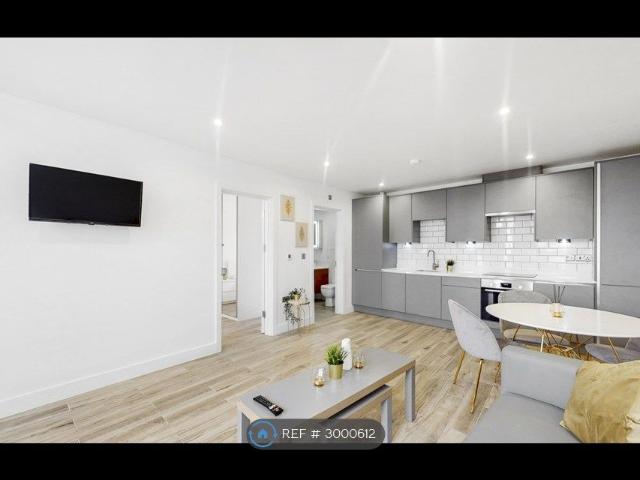 Apartment for rent in Pinner, Greater London