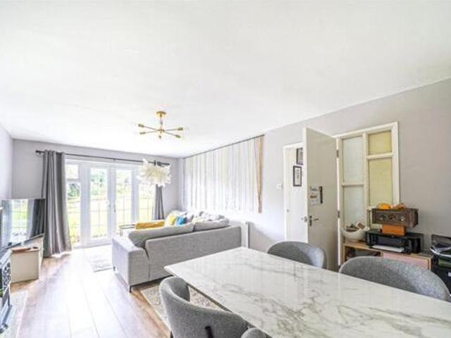 House for sale in Sleepers' Hill, Hampshire