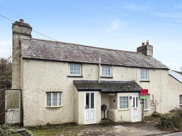 House for sale in Launceston, Cornwall