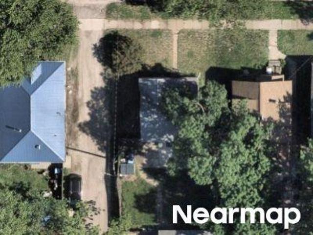 House for sale in Waterloo, Iowa
