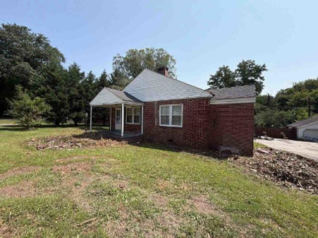 Property for sale in Kershaw, Lancaster County