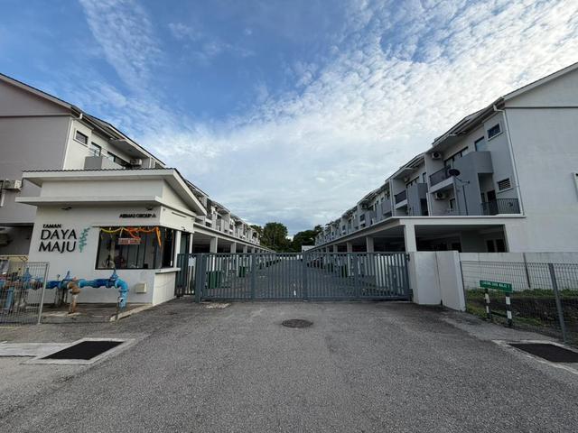 Townhouse for sale in Wellesley, Penang