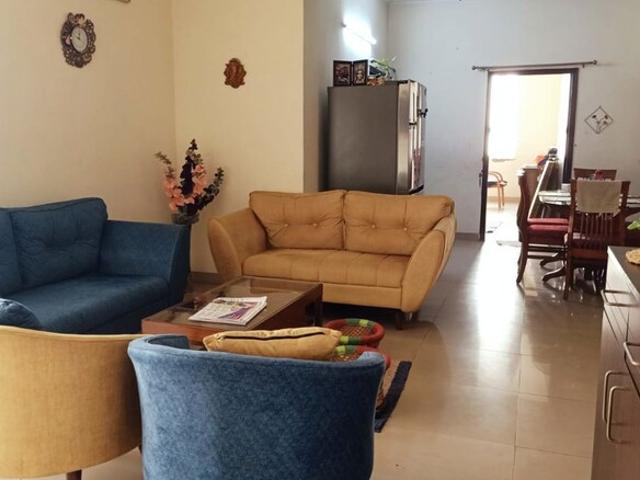 Property for rent in Deri