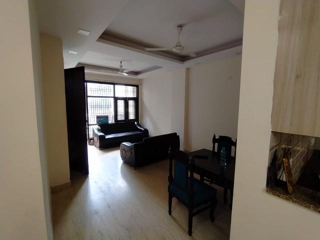 Property for rent in Deri