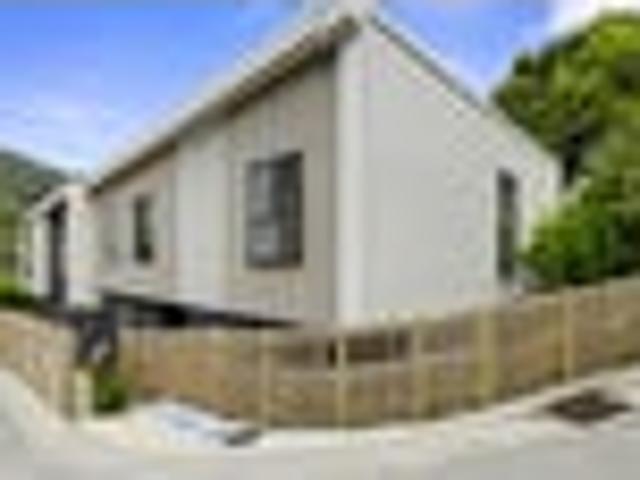 Townhouse for rent in Days Bay, Wellington