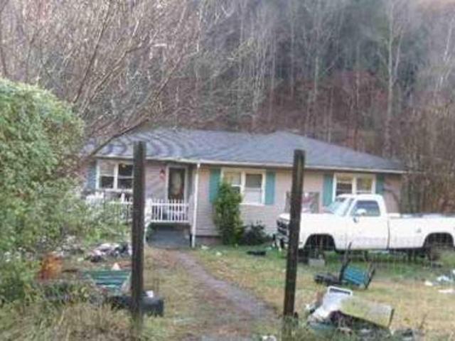 House for sale in Delbarton, West Virginia