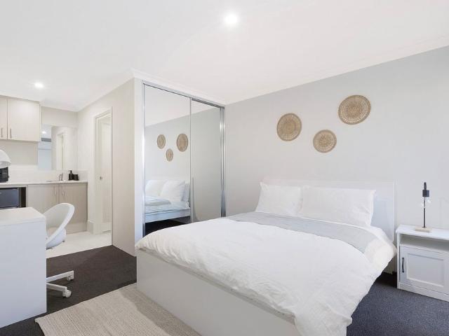 Room for rent in Cockburn, Western Australia