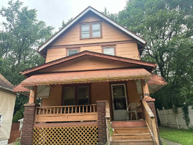 House for sale in Akron, Summit County
