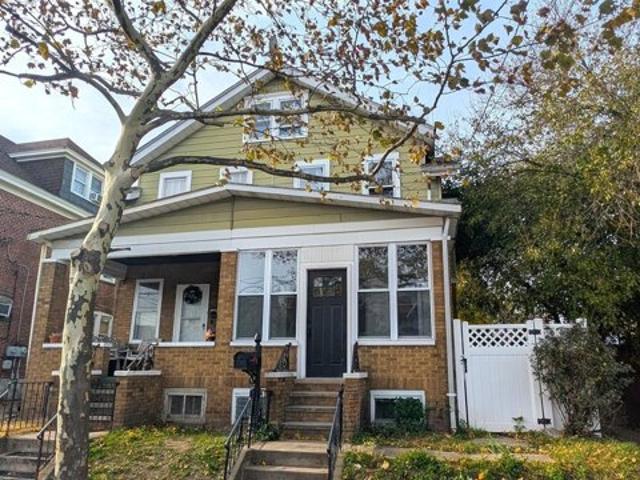 House for sale in Trenton, New Jersey