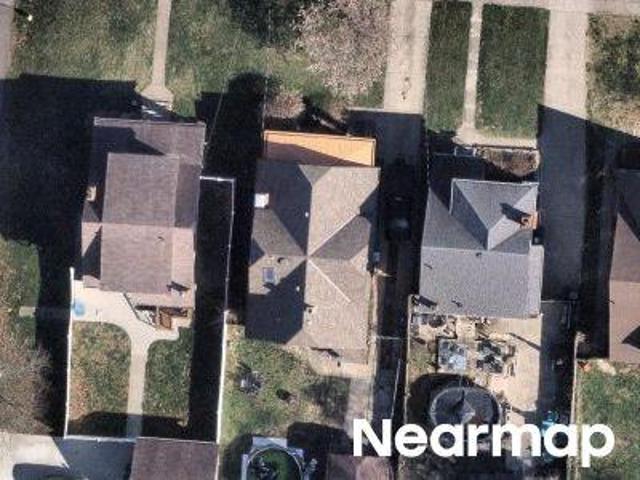 House for sale in Roselawn, Ohio