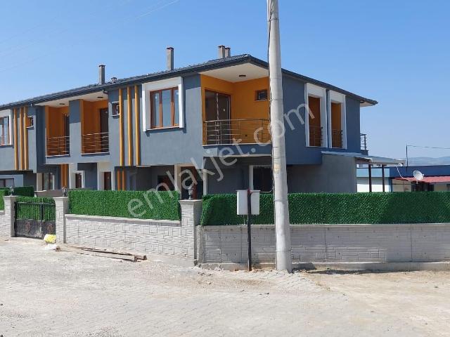 Manisa içerisinde satılık Villa
