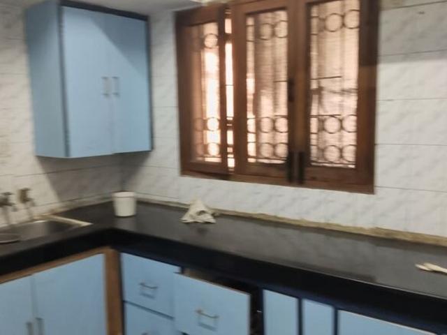 Flat for rent in Deri