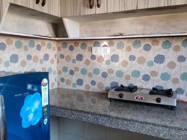 Flat for rent in Deri