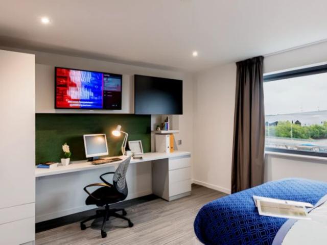Studio for rent in Partickhill, Glasgow