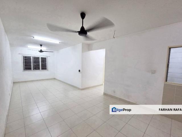 Condominium for sale in Petaling, Alam Impian