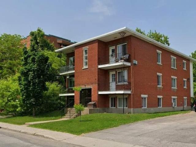 Apartment for rent in Longueuil, Quebec