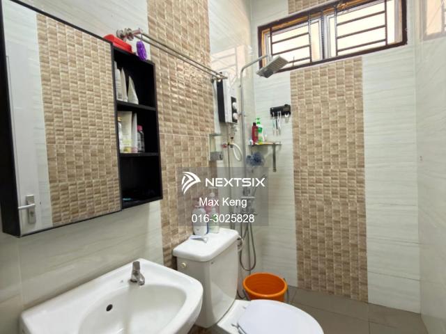 Residential House for sale in Sibu Laut