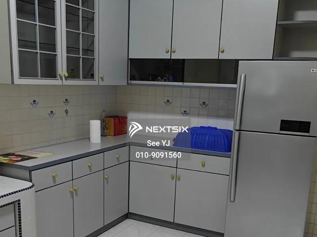 Residential House for sale in Sibu Laut
