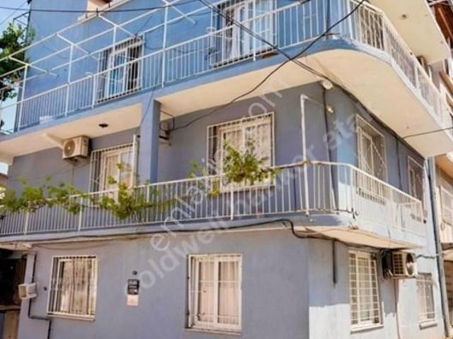 Karabağlar, İzmir içerisinde satılık Bina