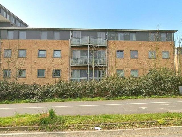 Studio for rent in Mile End, Fordham Heath