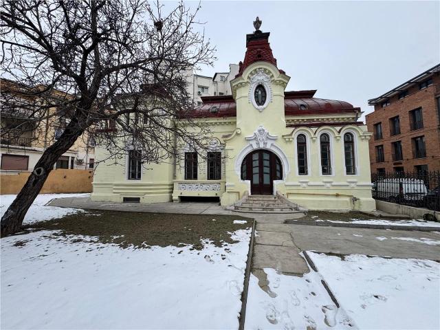 Casă închirieri în Corbeni, Balș