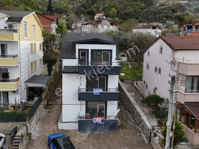 Gölcük, Kocaeli içerisinde satılık mülk