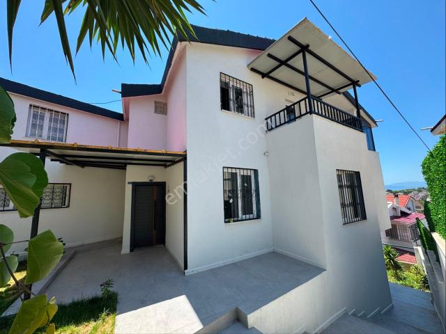 Kuşadasi, Aydin içerisinde satılık Villa