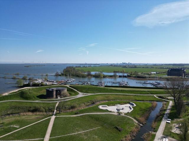 Appartement te huur in De Krijgsman, Muiden
