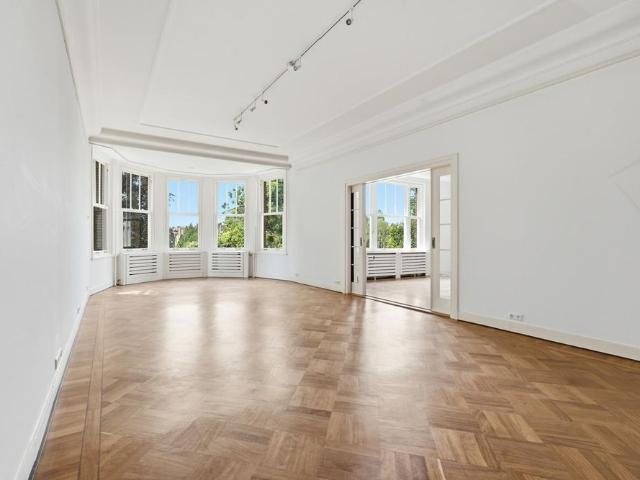 Appartement te huur in Nieuwmarkt/Lastage, Amsterdam