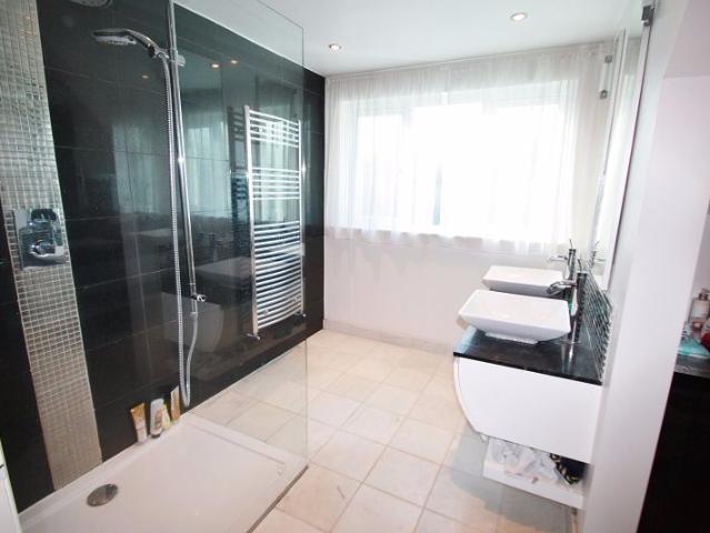 Apartment for rent in Kennington, Greater London