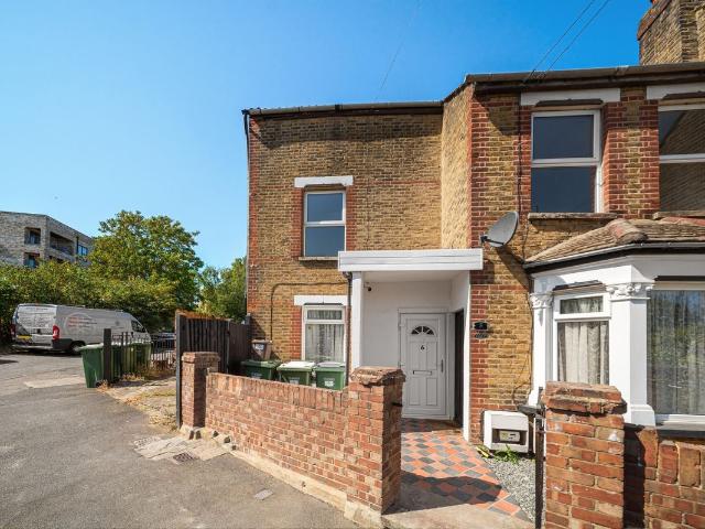 Apartment for rent in Northumberland Heath, Greater London
