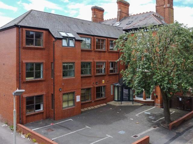 House for rent in Highfields, Old Wharf