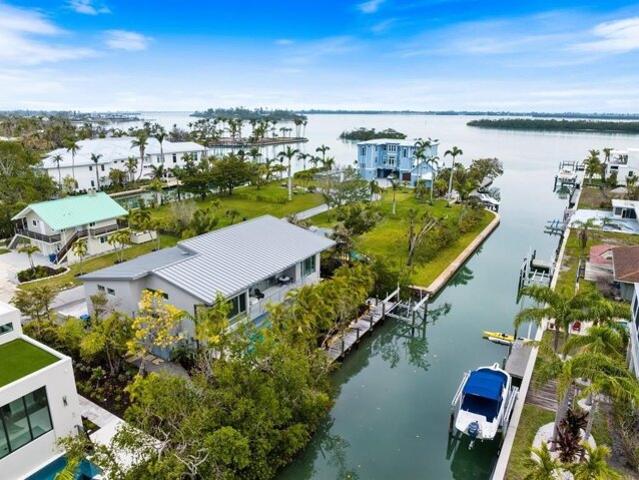House for sale in Longboat Key