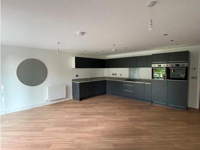 Apartment for rent in Sydenham, Green Close
