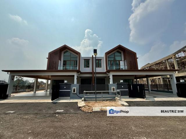 House for sale in Kuching, Bahagian Kuching