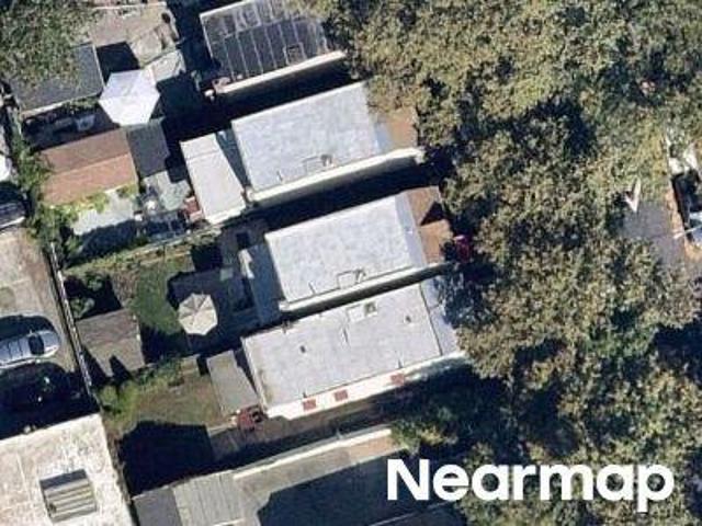 House for sale in The Bronx, Arverne