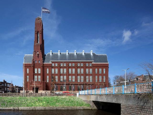Bedrijfspand te huur in Nassaubuurt, Zuid Holland
