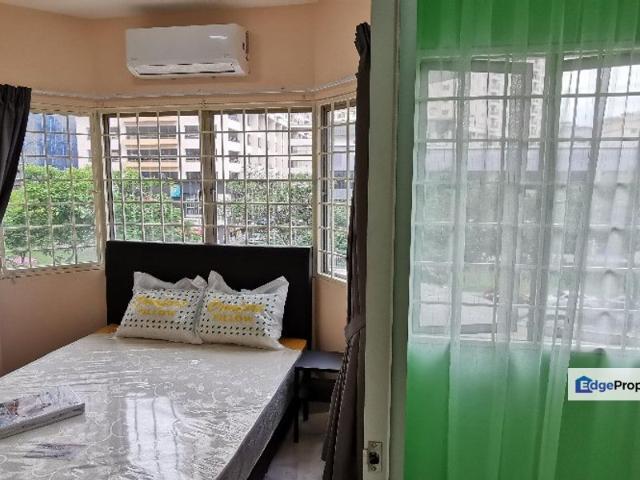 Condominium for sale in Kuchai Entrepreneurs Park, Kuala Lumpur