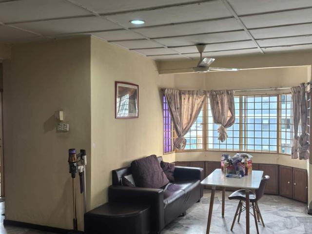 Room for rent in Country Heights Damansara, Kuala Lumpur