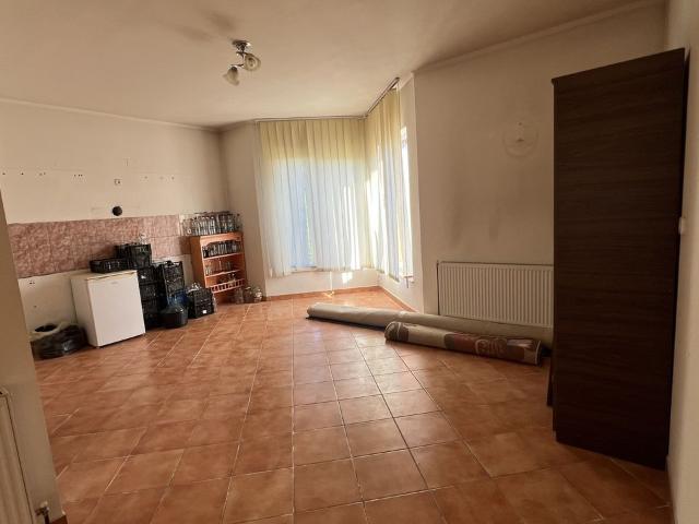 Casă vânzări