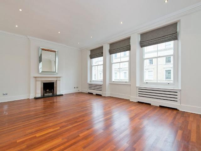 Apartment for rent in South Kensington, Greater London