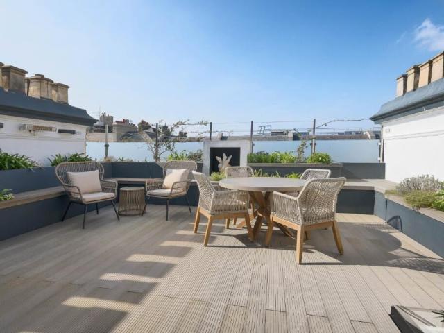 Apartment for rent in South Kensington, Greater London