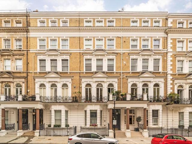 Apartment for rent in South Kensington, Greater London