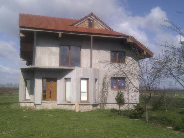 Casă vânzări