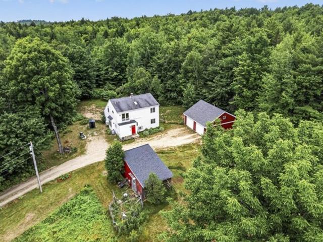 House for sale in Bowdoin, Maine