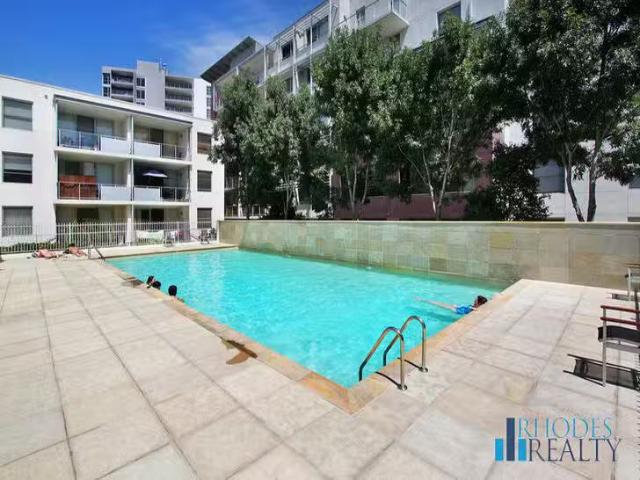 Apartment for rent in Glomar Beach, Victoria